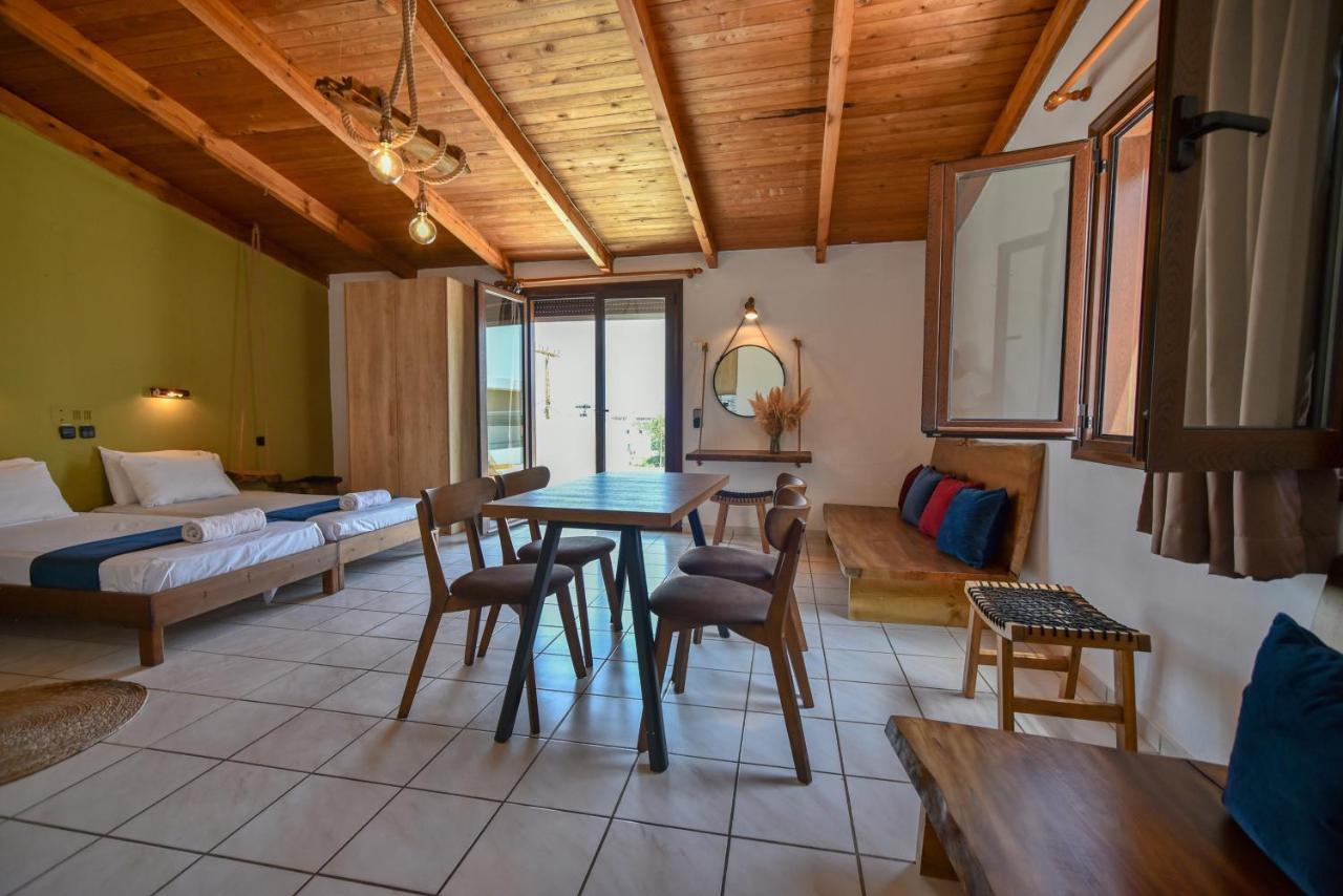 Iraklis Apartmán Stalida